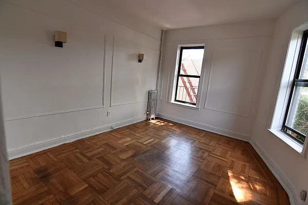 Rented by Zuz Realty | media 12