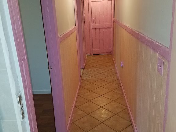 5th image of 143 Orange St Floor 2