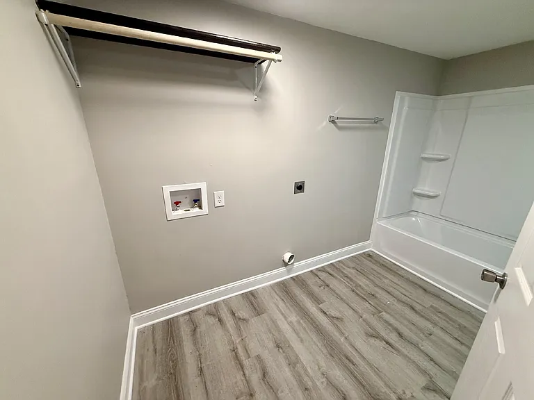 3851 Dailey Rd — Photo 10