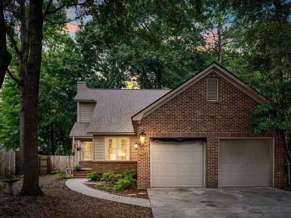 7883 Sabalridge Dr, North Charleston, SC 29418