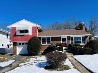 32 Meadow Ave, Tamaqua, PA 18252