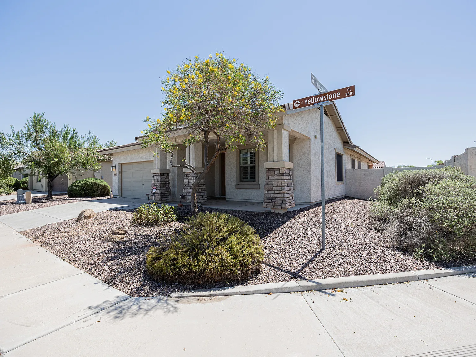 3681 E Yellowstone Pl, Chandler Az — Photo 3