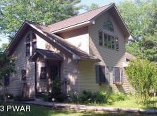 2112 Beach Lake Hwy, Beach Lake, PA 18405