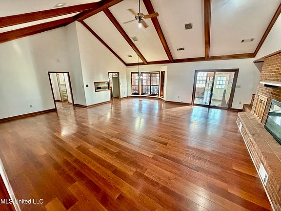 4th image of 2907 Highway 8