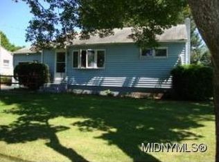 618 Coolidge Rd, Utica, NY 13502