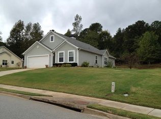 104 Meadowbrook Ln, Grantville, GA 30220