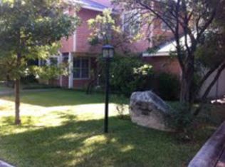 100 Crofton Ave, San Antonio, TX 78210