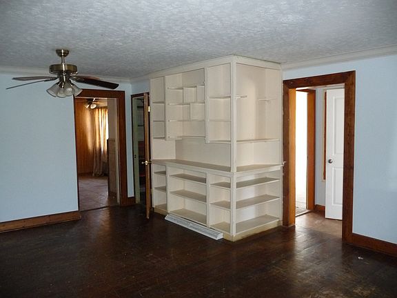 5th image of 306 W 25th St