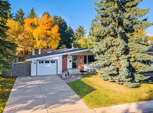 132 Garland Cres, Strathcona County, AB T8A 2R4