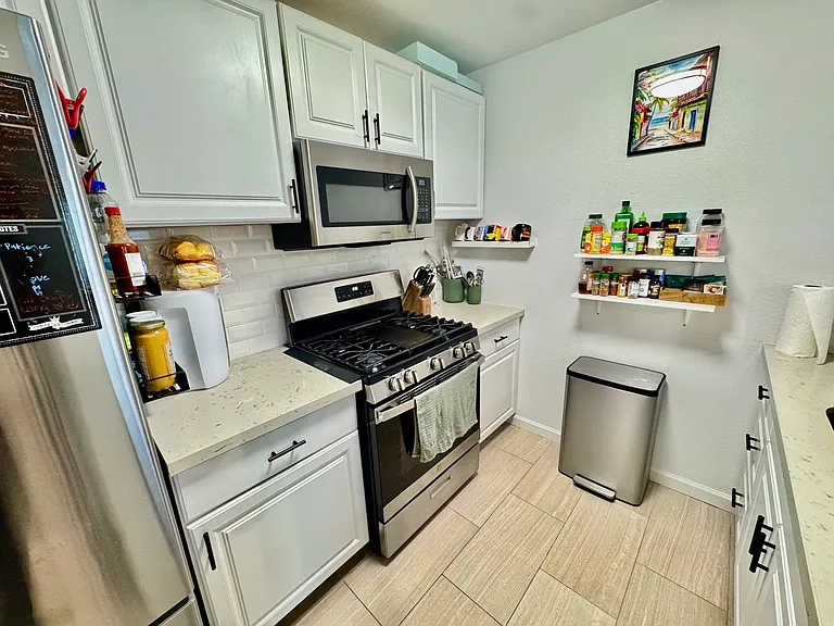 91-1010 Makaaloa St #4G — Photo 9