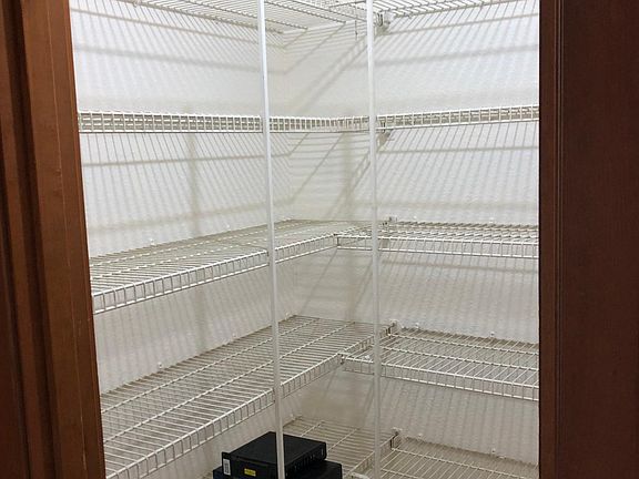 walk in pantry