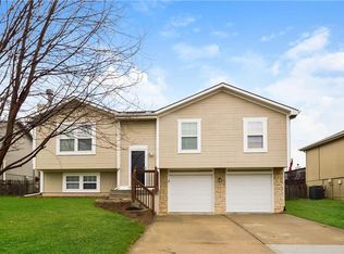 8612 NE 115th Ter, Kansas City, MO 64157