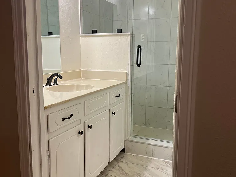 114 Barracuda St — Photo 16
