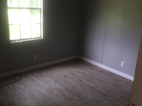4th image of 1022 Wedgewood Dr