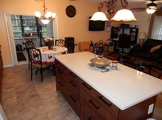 5871 Lakeshore Dr, Fort Lauderdale, FL 33312