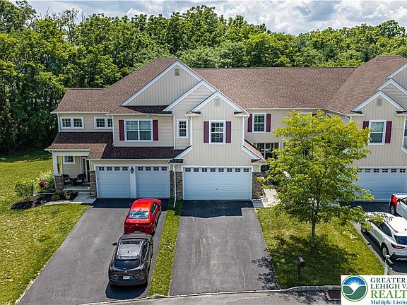 3rd image of 889 Iron Ln