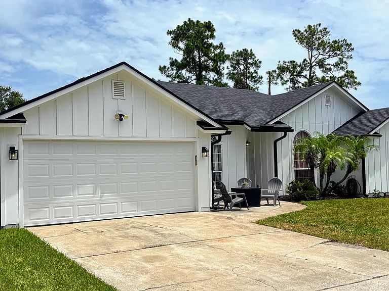 2 Car Garage
