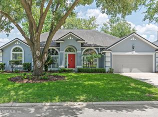 328 Maplewood Dr, Saint Johns, FL 32259