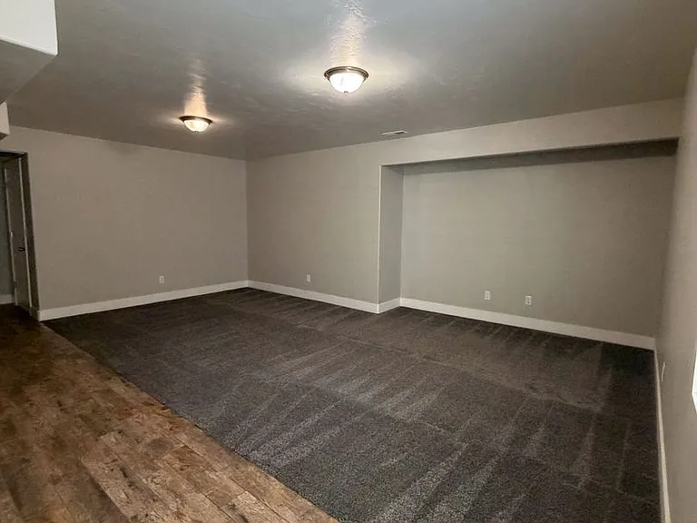 3395 Ventura Ave — Photo 5