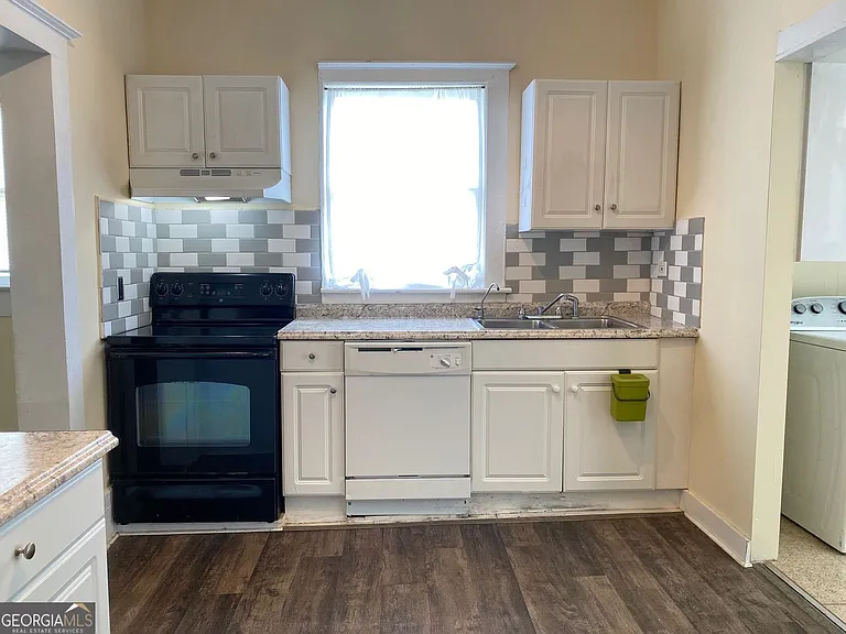 175 Park Dr NW — Photo 6
