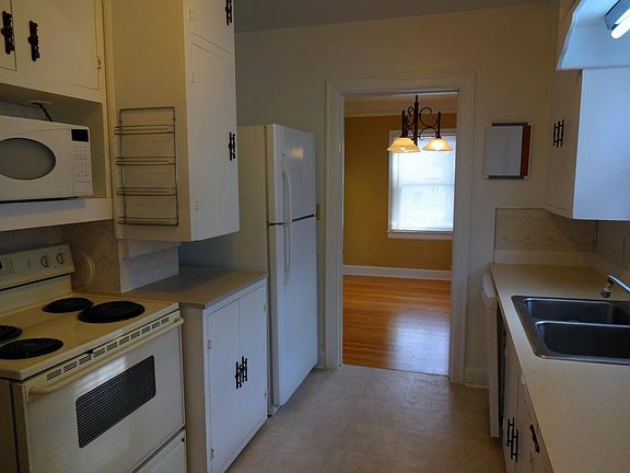 Older kitchen with appliances