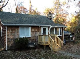 44 Old Stone House Rd, Putnam Valley, NY 10579