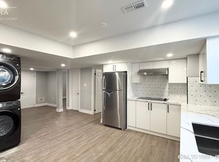 12 Bentgrass Ln #2, Brampton, ON L7A3K4