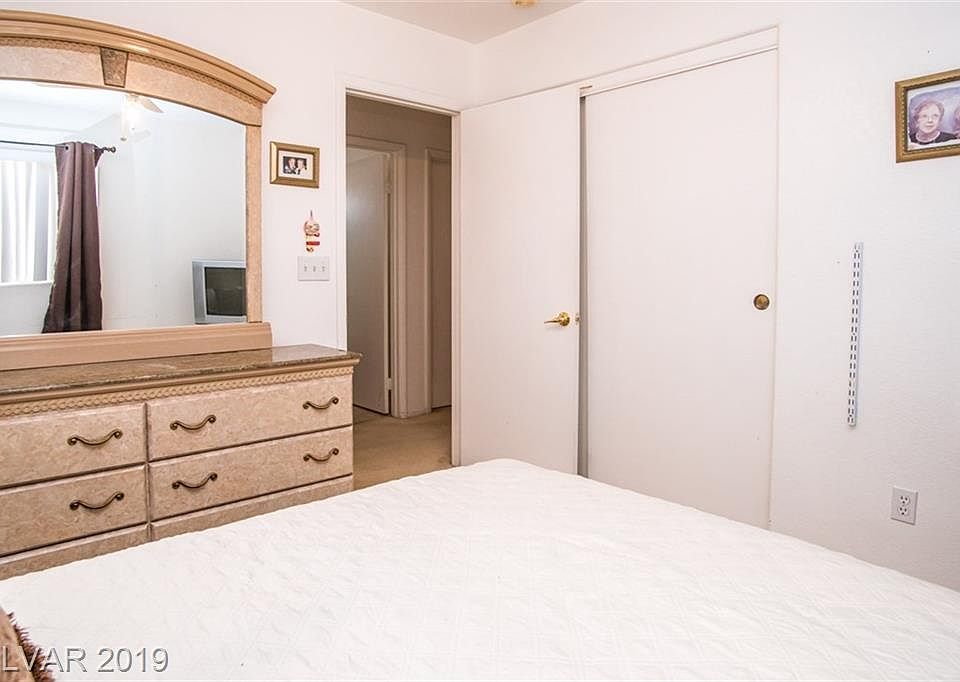 2nd image of 512 Sarajane Ln