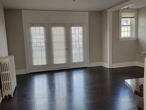 4th image of 612 California Ave APT 1