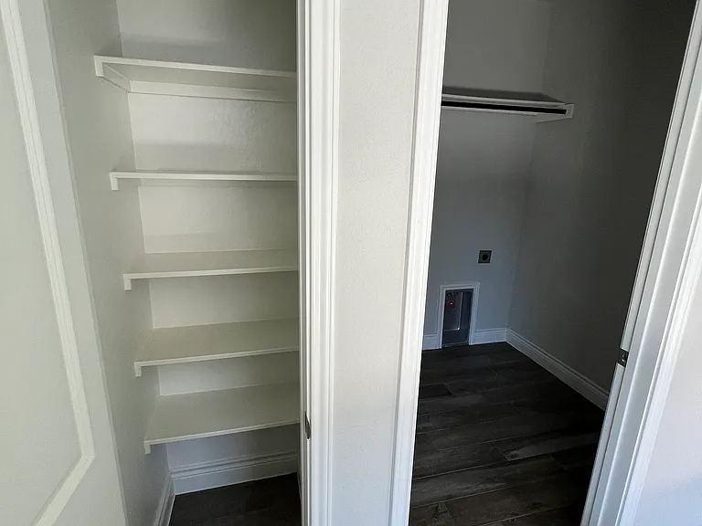 112 Freeman Loop — Photo 19