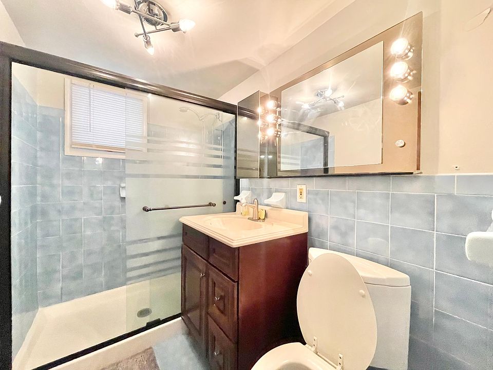 2nd image of 25256 Leeds Rd #1A