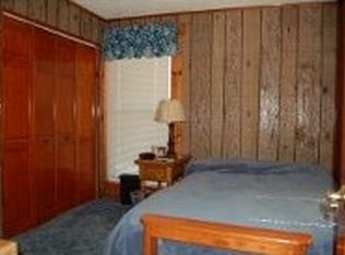 7084 Cross Rd, Aurora, IN 47001