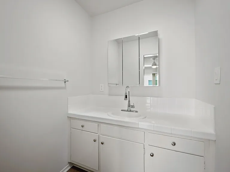 12540 Pacific Ave #1 — Photo 5