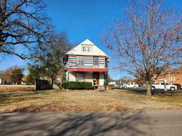 1021 SW Polk St, Topeka, KS 66612