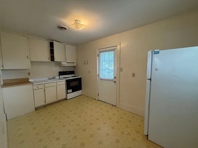 6 Ruth St — Photo 3