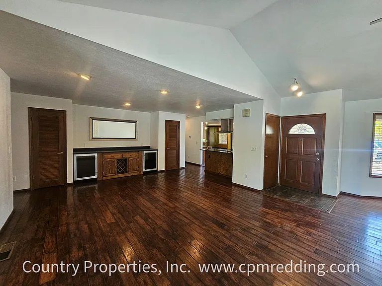 3779 Rosita Dr — Photo 4