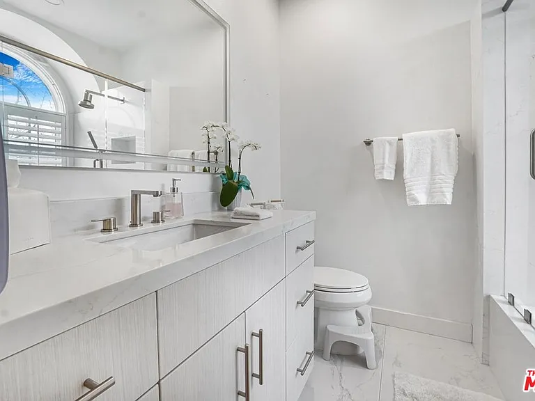 3485 Ridgeford Dr — Photo 48