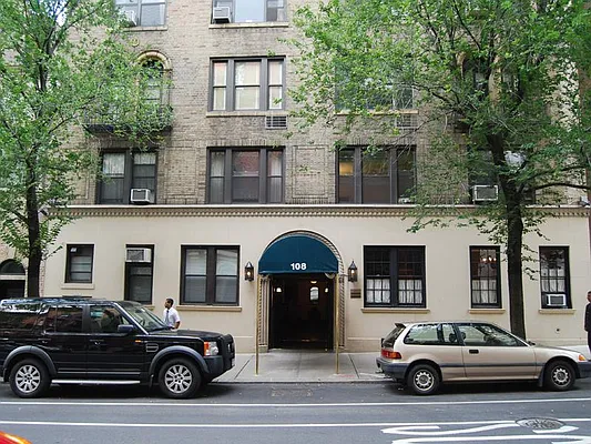 Sold by Sotheby's International Realty | media 30