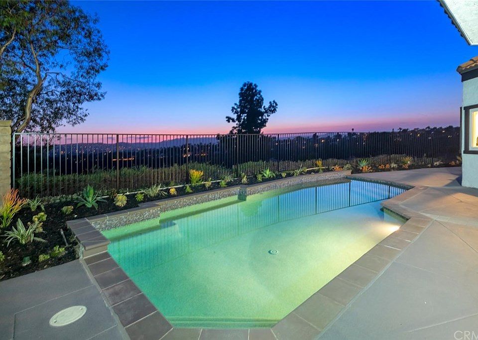 2nd image of 28721 Breckenridge Dr