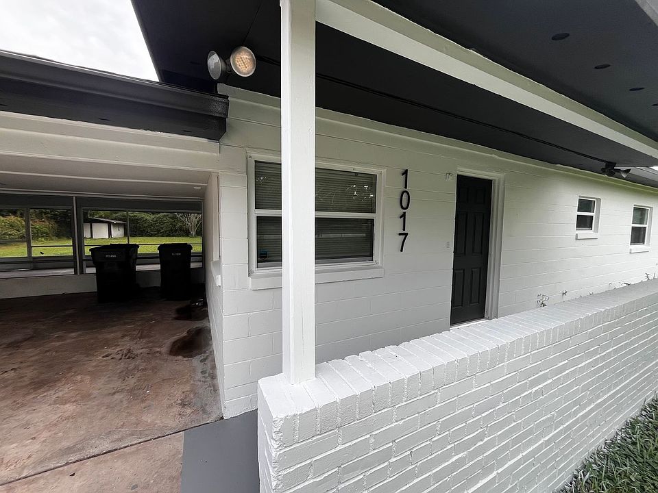 1st image of 1017 Hardwick Ave