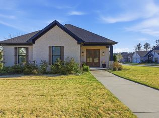 17 Quartz Cv, Little Rock, AR 72223