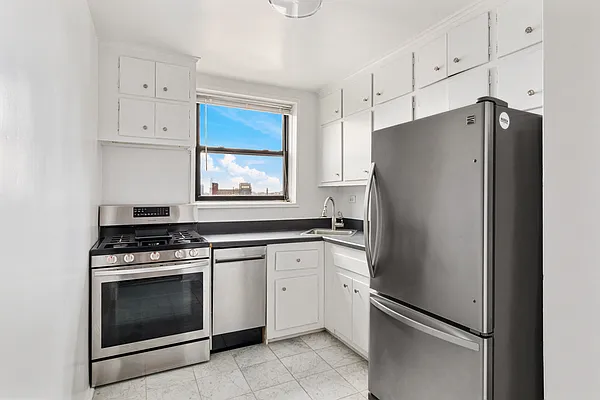 Rented by Compass | media 17