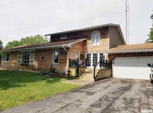 932 S Giant City Rd, Carbondale, IL 62902