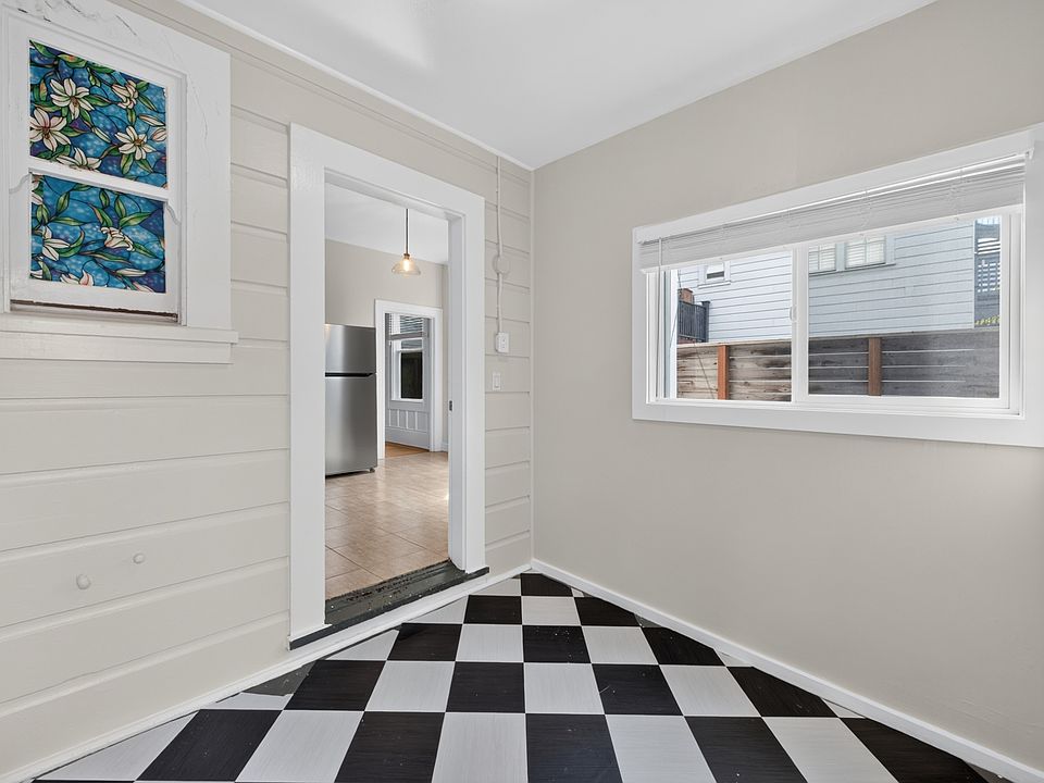 1st image of 4236 25th St