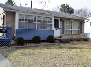4402 Hancock Dr, Midland, MI 48642