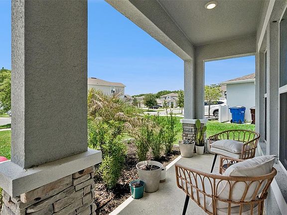 4th image of 584 PINK IBIS BEND