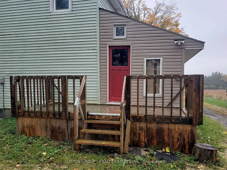 312239 Grey St N #8 — Photo 2