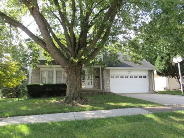4131 Cedarwood Ln, Matteson, IL 60443