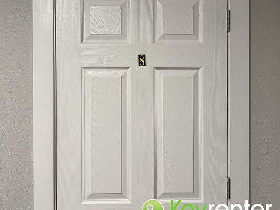 2nd image of 1520 S 56th St #8
