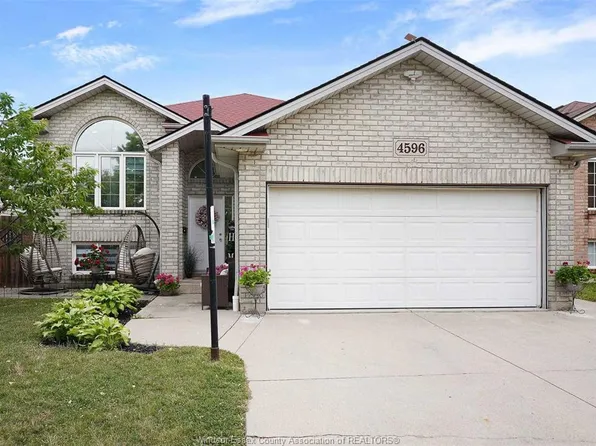4596 Fontana Ave, Windsor, ON N9G 3C8
